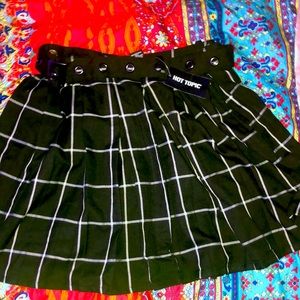 Never worn hot topic skirt with belt